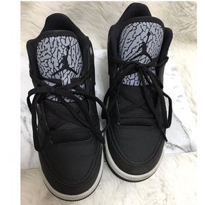 Jordan flight origin 3  SIZE 4.5Y